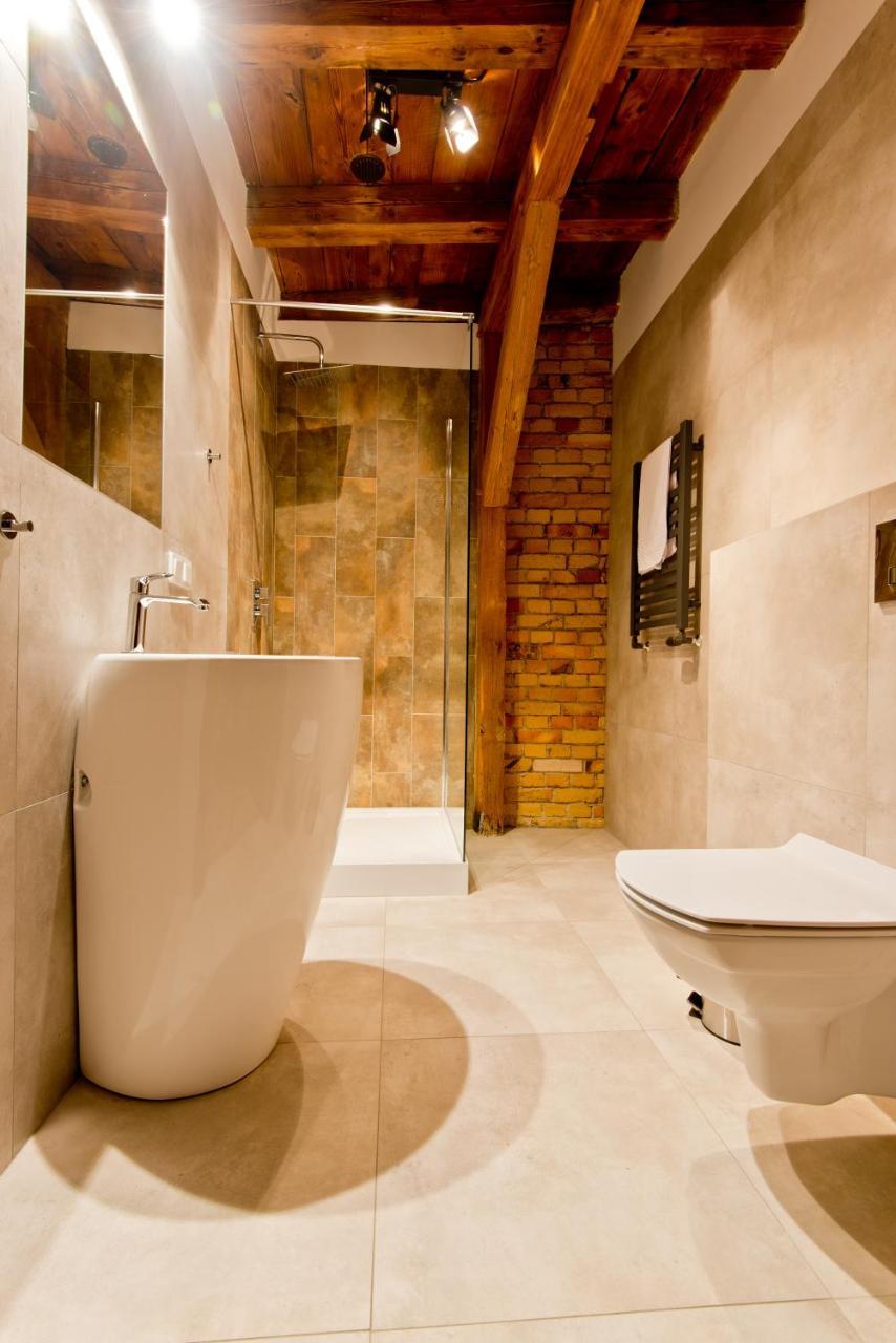 Apartsuites I Sorau Zary  Ngoại thất bức ảnh Bathroom